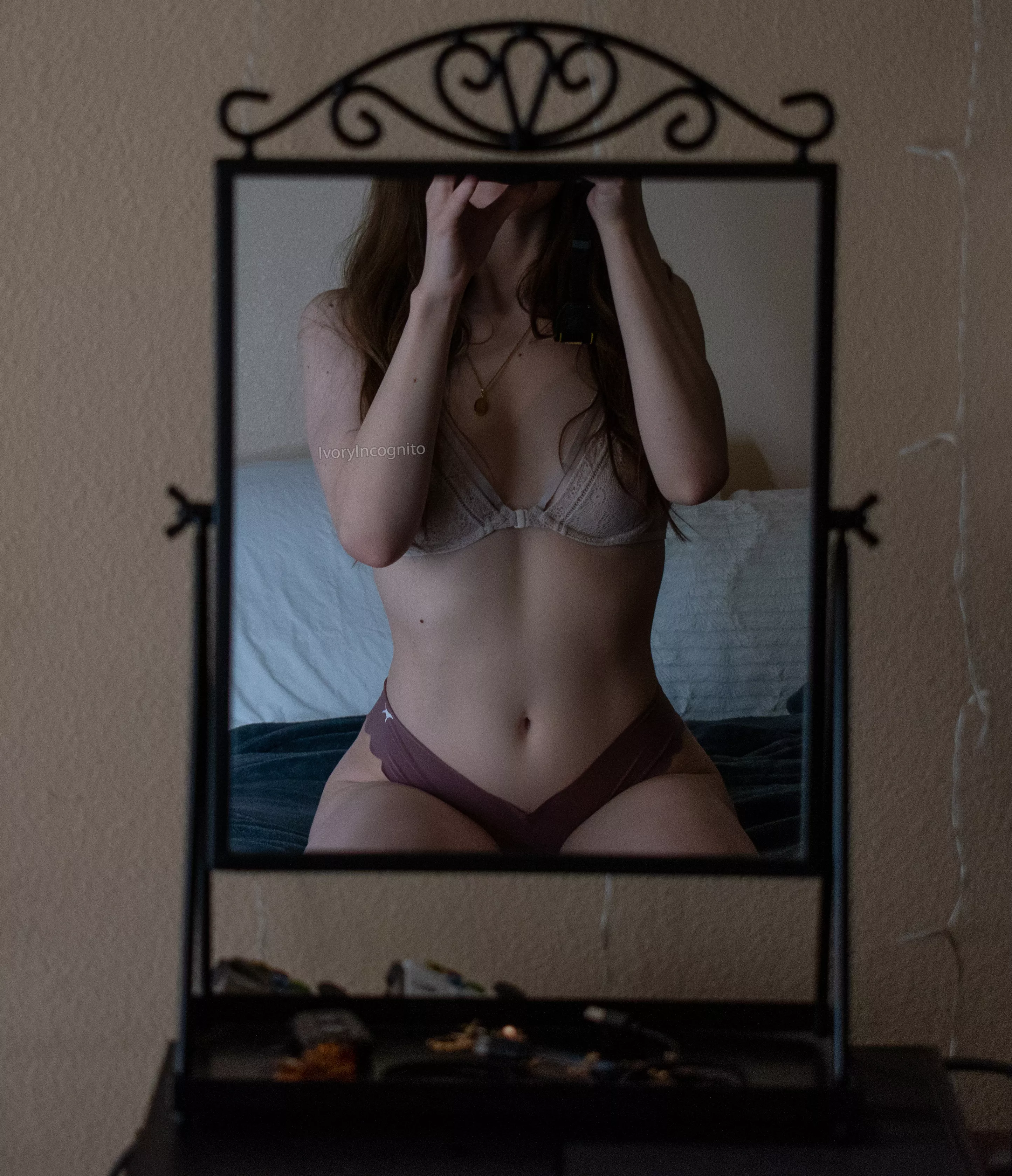 love to have my bellybutton filled ❤