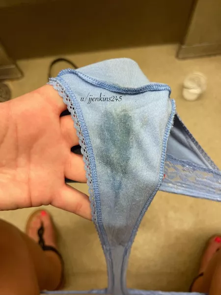 Love when my pussy makes a cute heart print π