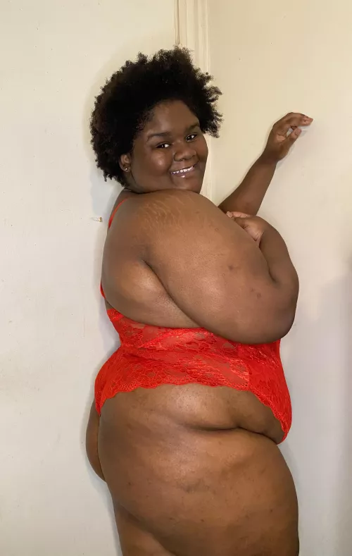 Lovely in red♥️🔥