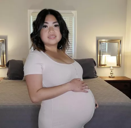 Loving this pregnant body of mine π