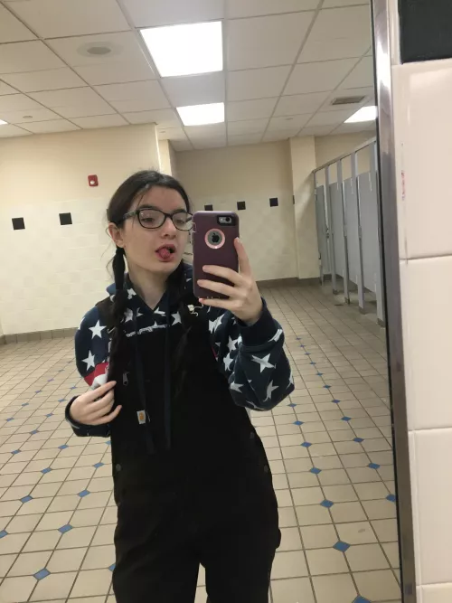 Low twisty pigtails for class today:)