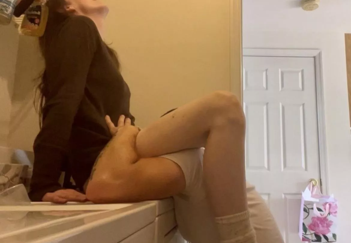 Lunch is served [MF]