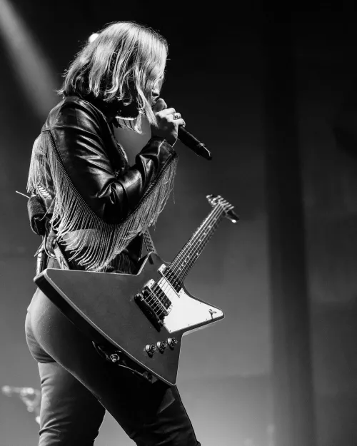 Lzzy Hale