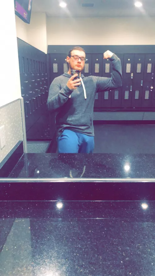 [m] (23) post workout pump is always Intense