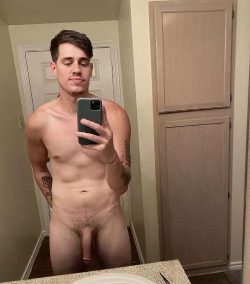 [M 30 6’0 187lbs] not a big fan of my flaccid penis but, what can you do
