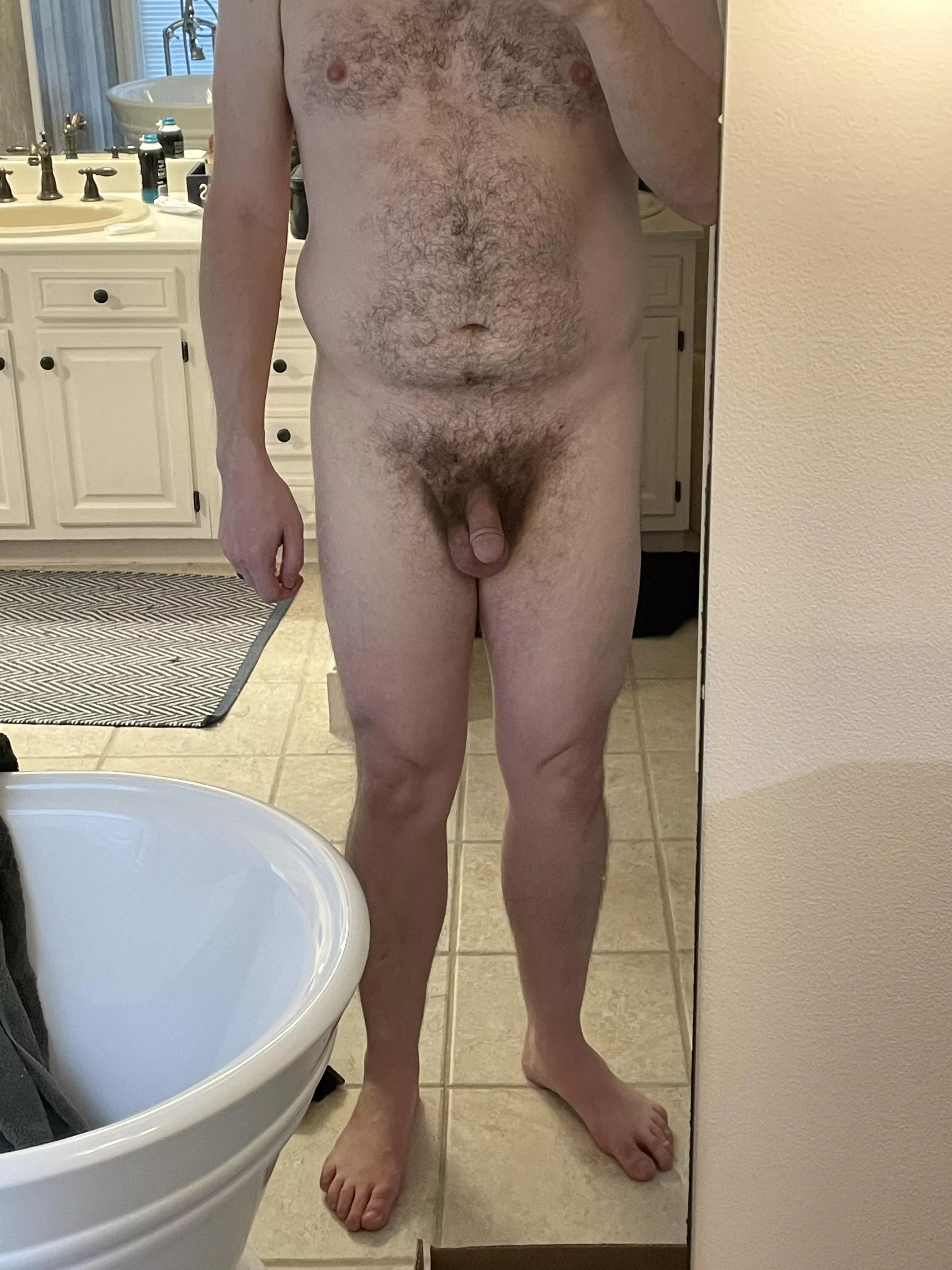 [M, 36, 6’4”, 228 lbs.] fresh out of a midday shower. Merry Christmas to all!