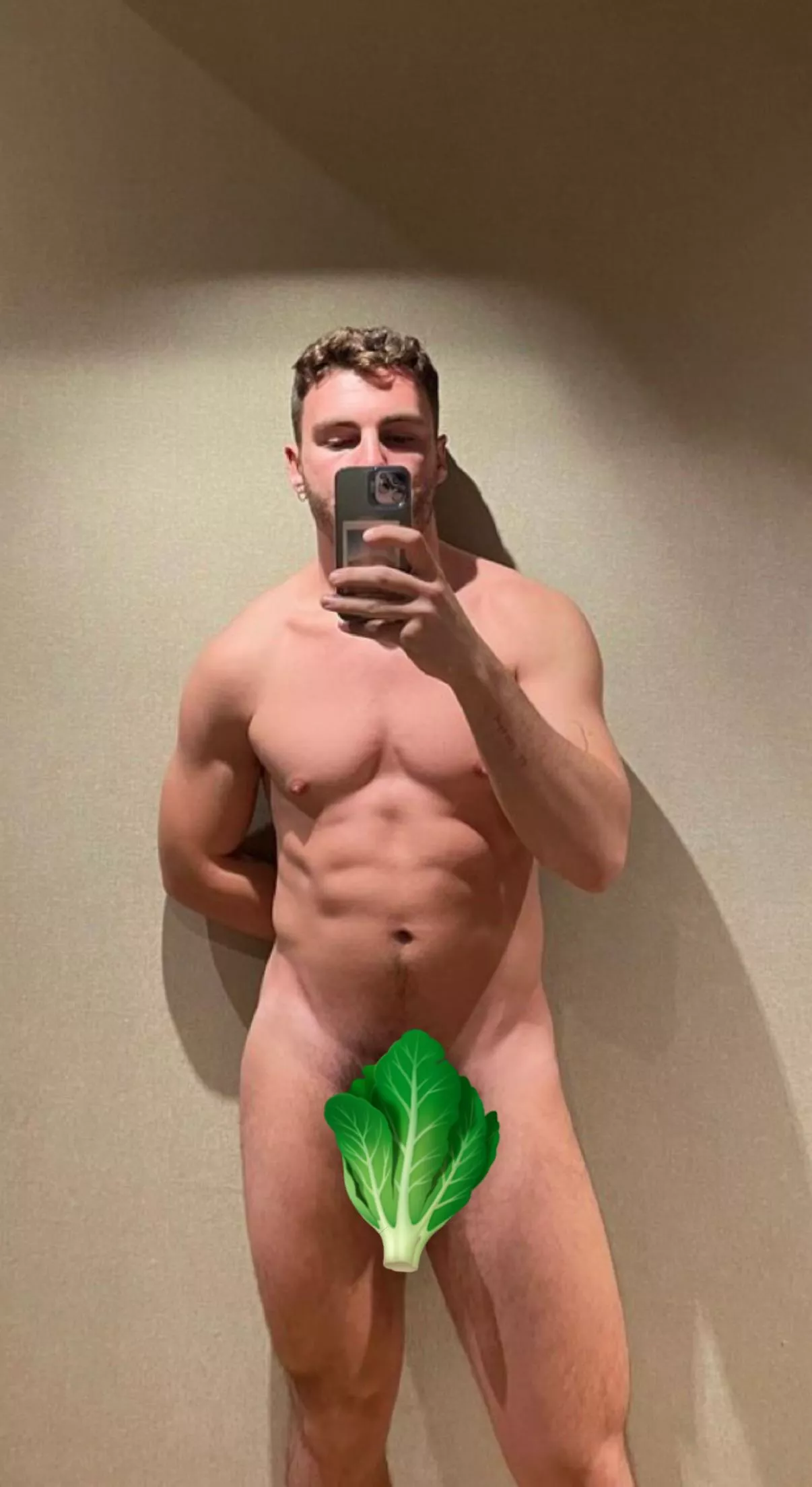 [M] Happy with my body:)