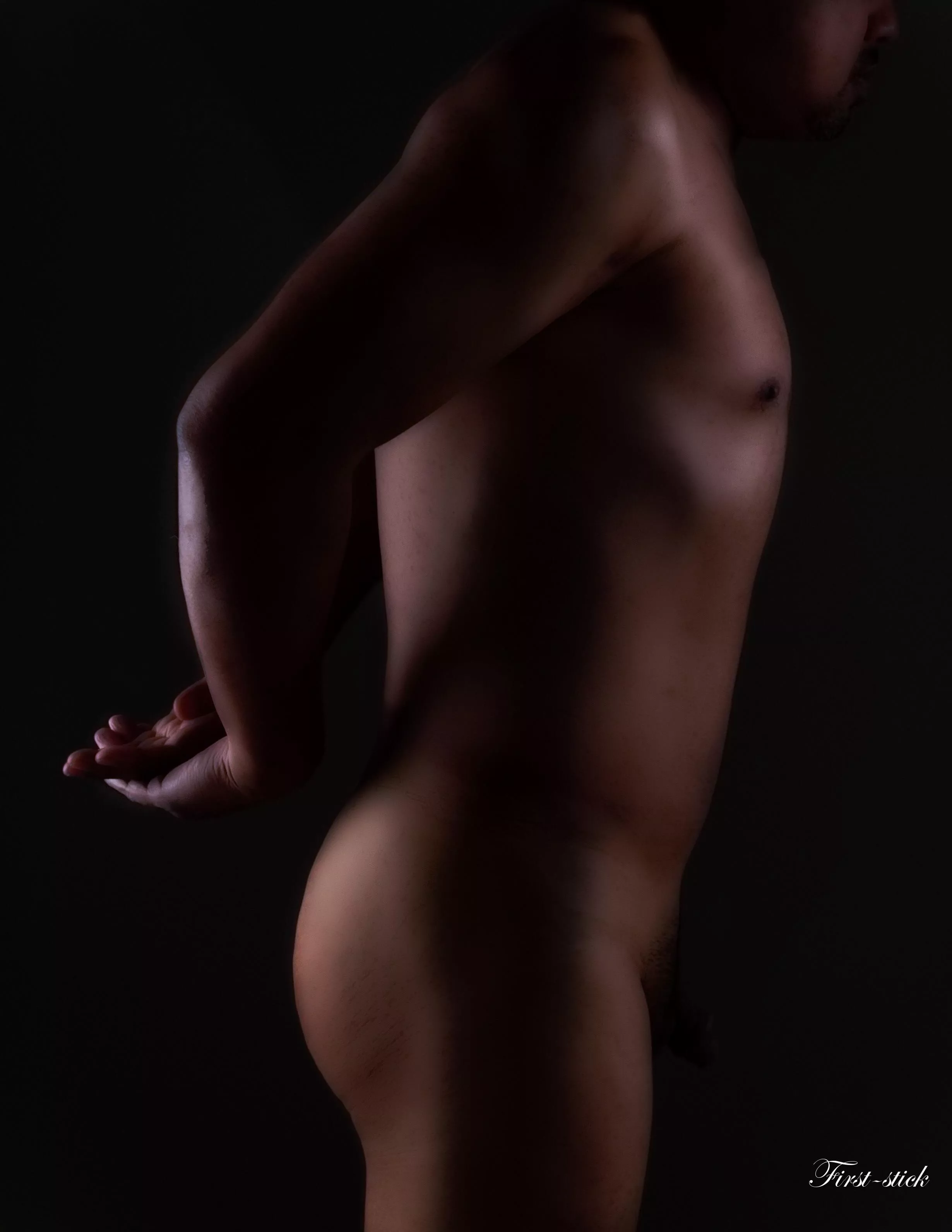 (M) Let’s play in the dark!😈