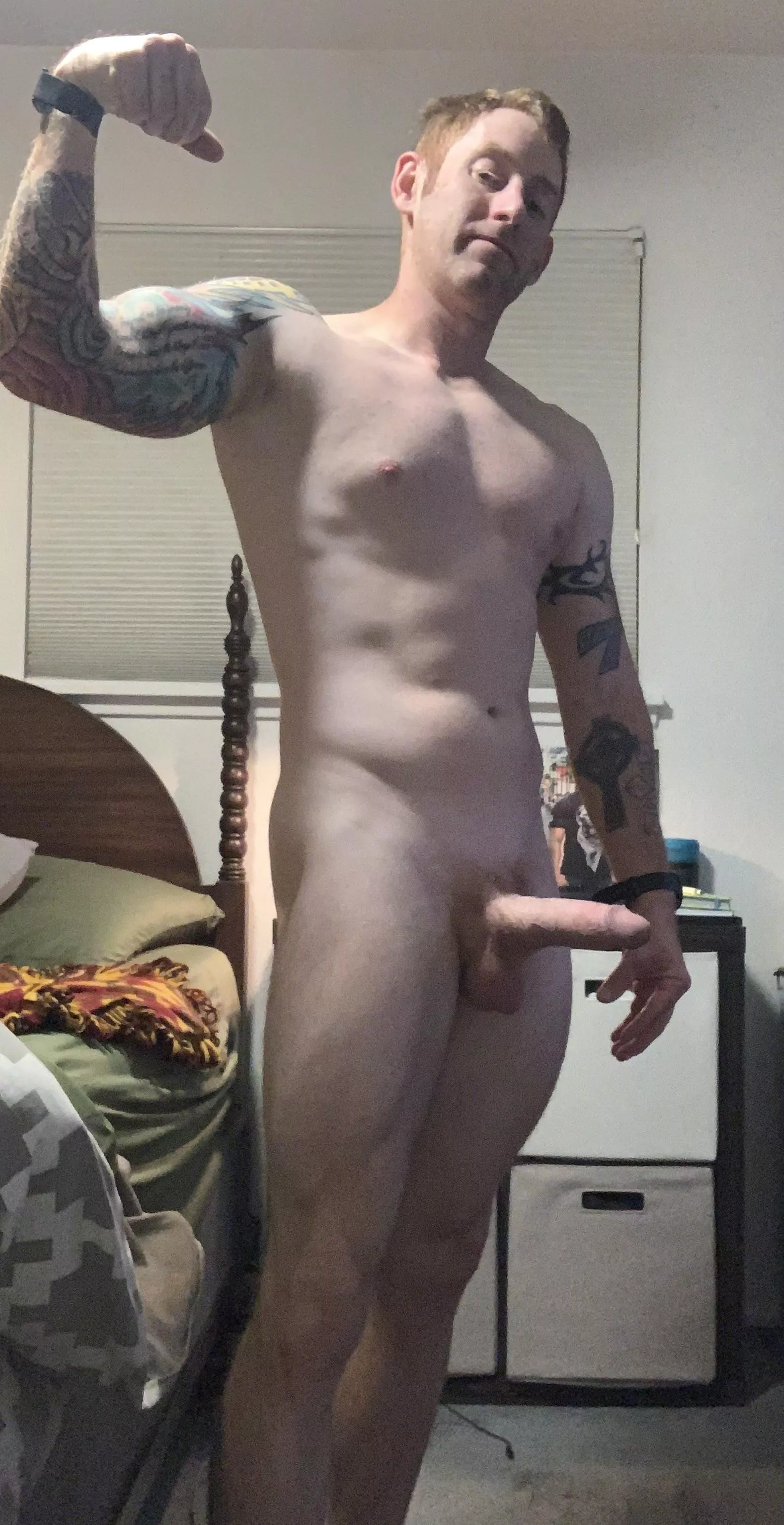 (M) Ready for my workout. Any of you ladies want to join me. Shoot me a message. (M) Ready for my workout. Any of you ladies want to join me. Shoot me a message.