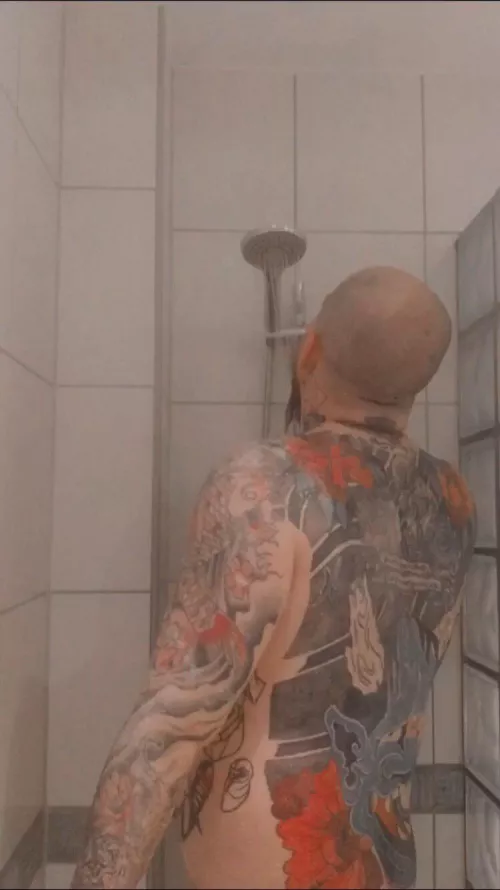 [M] shower after workout ☺️