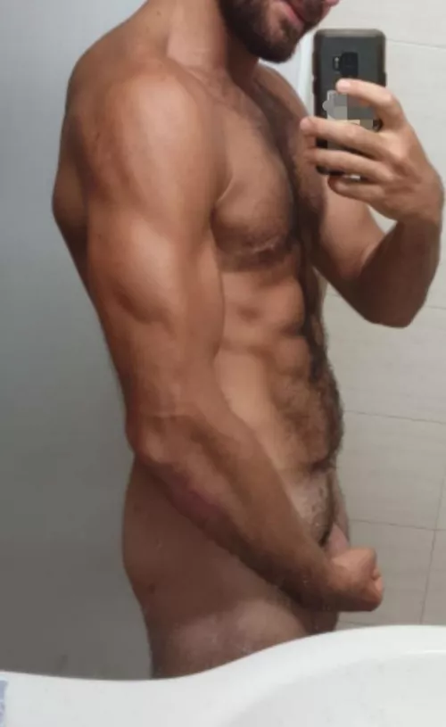 [M] The most annoying thing about going from fat to fit And lossing 80lbs is the excess skin. What Do you think about the skin on my lower abdomen, surgery or not?