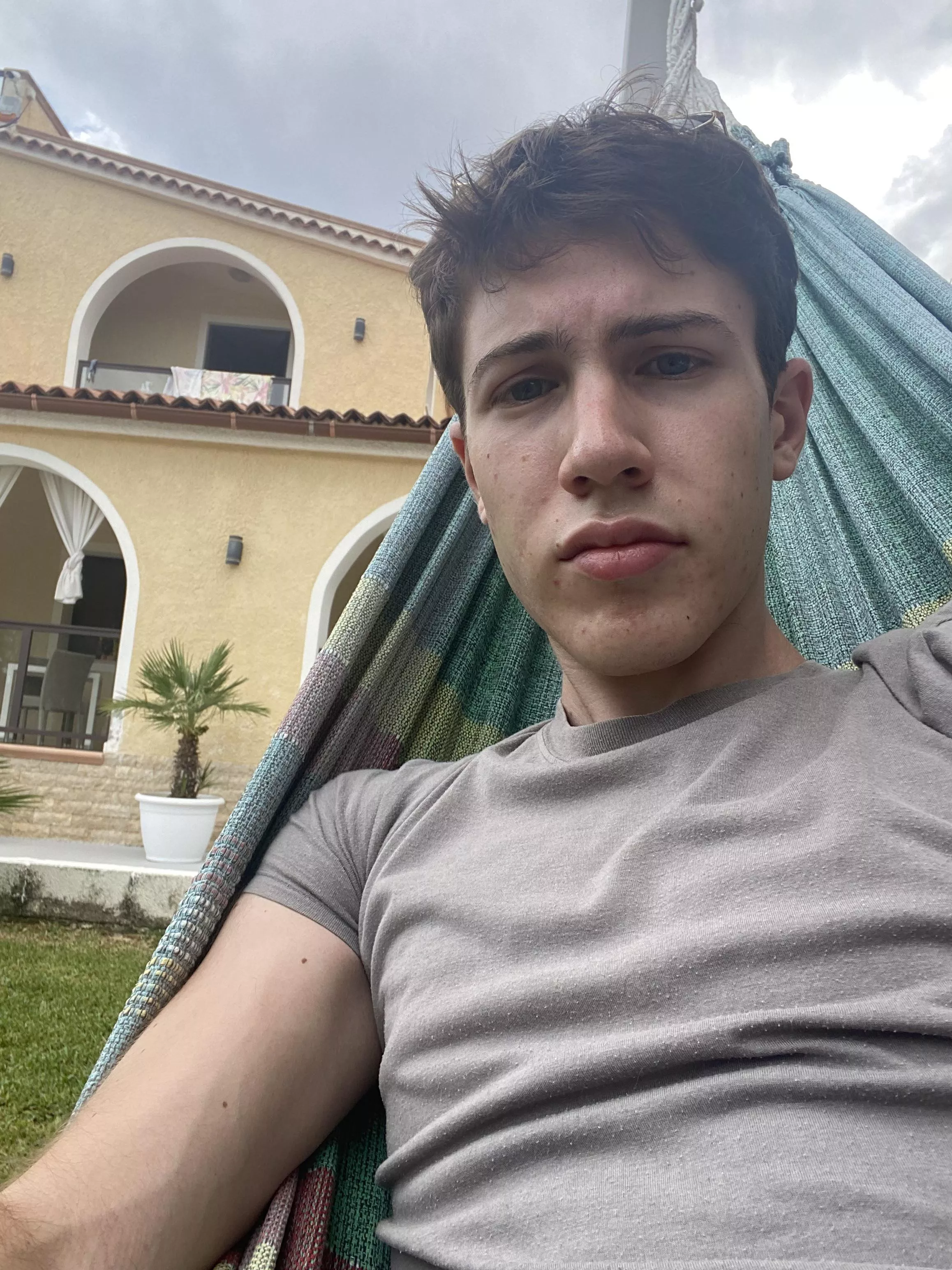 [m19] Does anyone wanna chat? Hmu 🥰