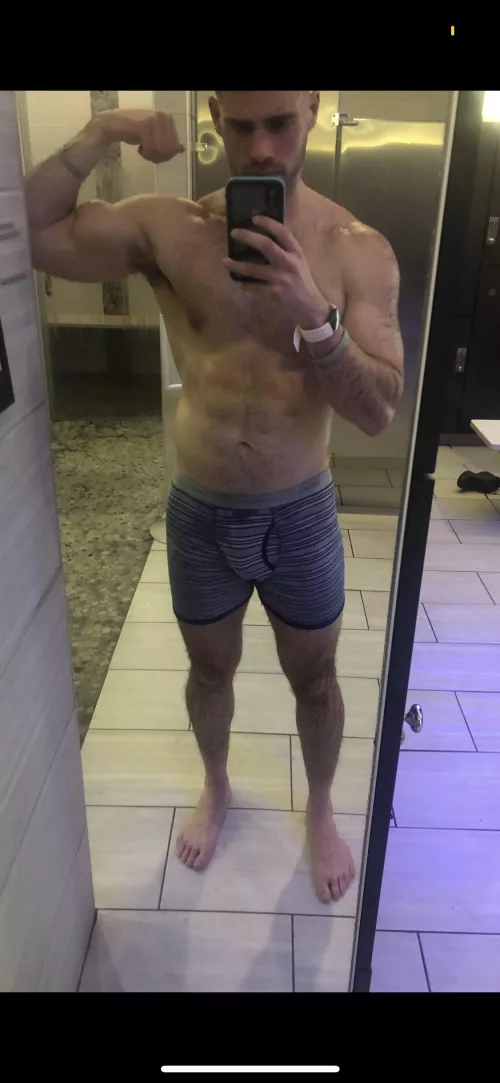 (M)27 in nyc hmu if you like what you see