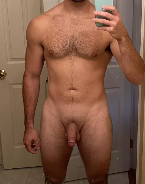 M/32/6ā1/190lbs - Work Travel Combined Body Dysmorphia Has Come Back To Haunt Me Recently (Tis The Season For Haunts I Suppose)