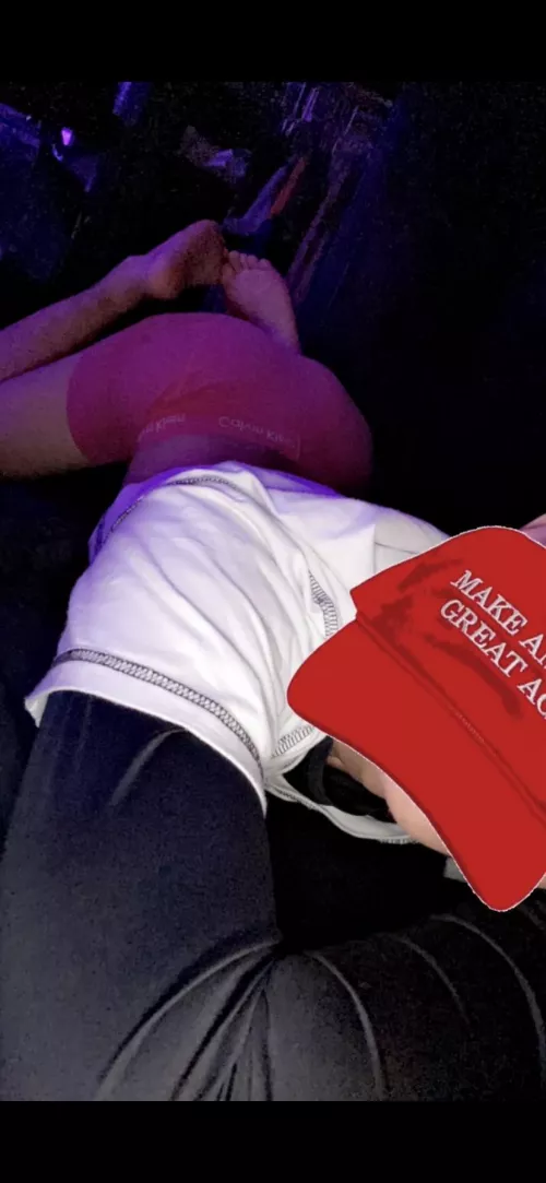 M4M Cute small sub looking for abusive men chubs to the front dm for tele Wickr or snap