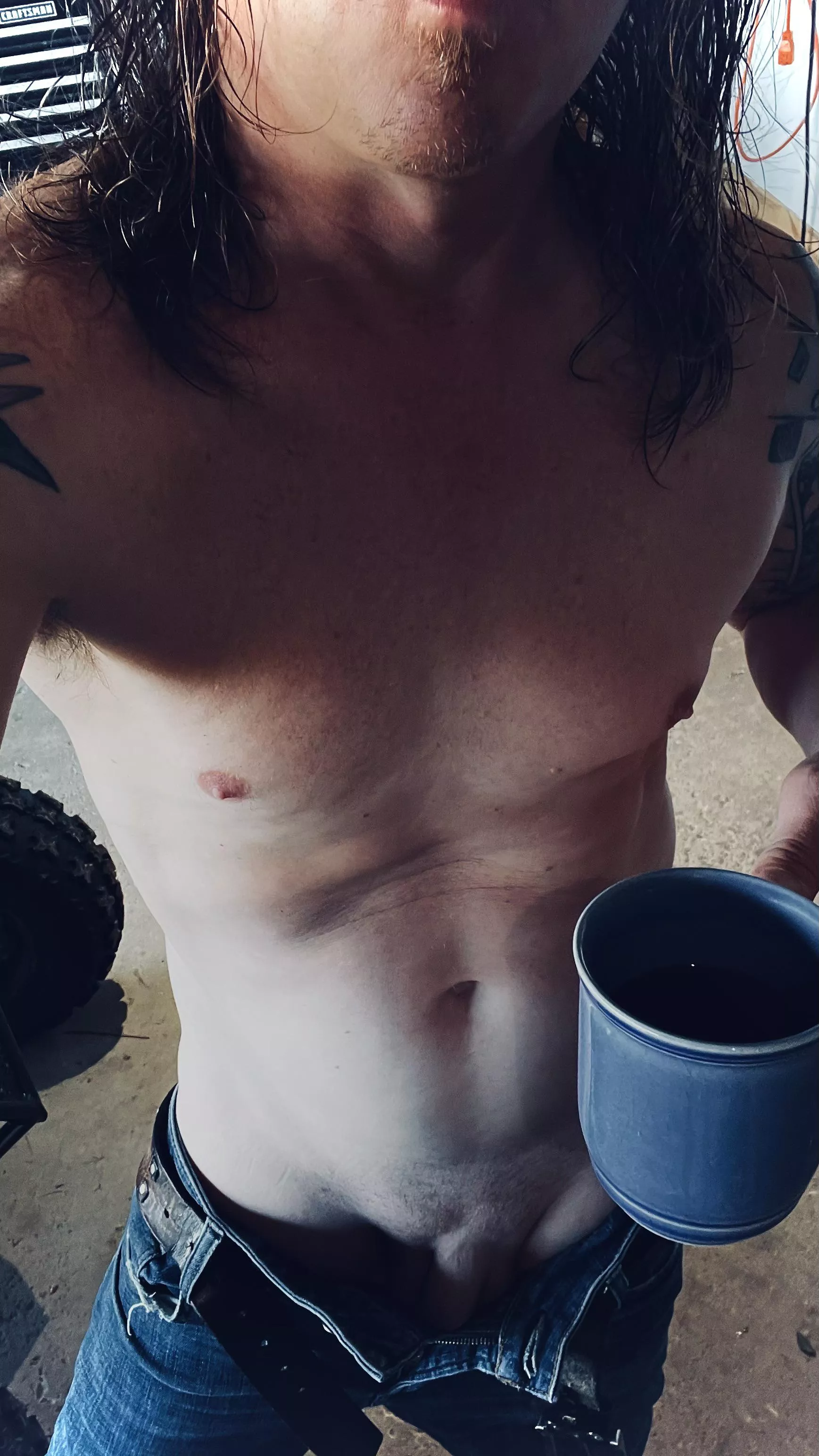 (M)50 Coffee in the garage this Monday morn..... (M)50 Coffee in the garage this Monday morn.....