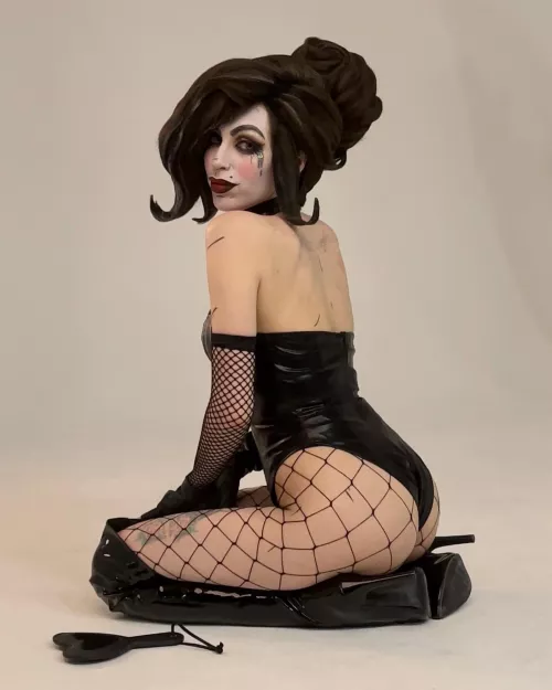 Mad Moxxi by Daria Rooz