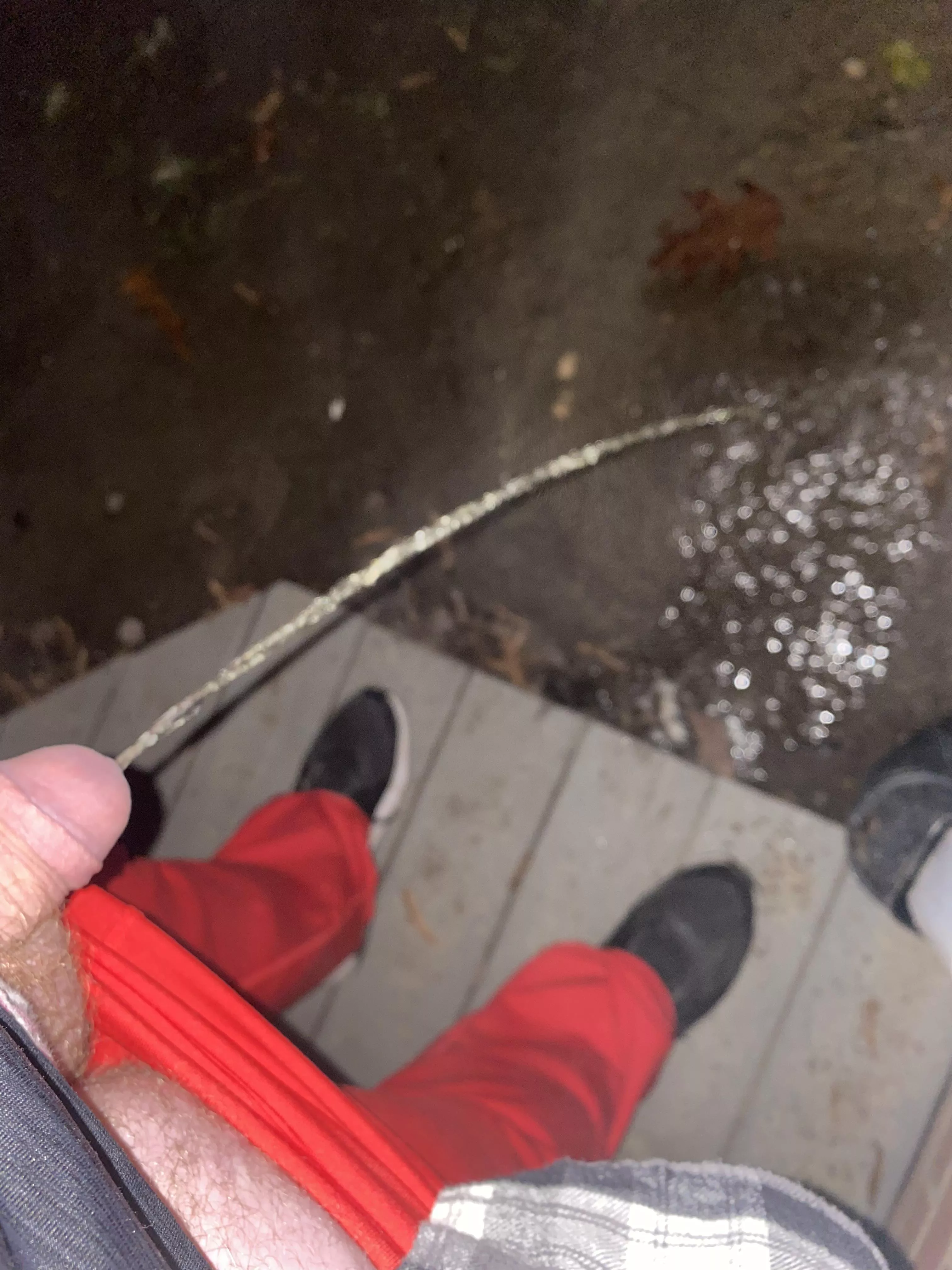 Made my tiny dicked hubby take a pic pissing bc he knows I like it ;)