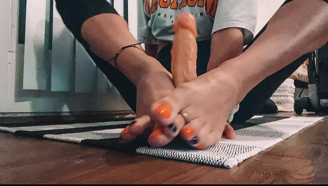 made you look 🥰 wanna see the whole thing? 😏😏 made you look 🥰 wanna see the whole thing? 😏😏