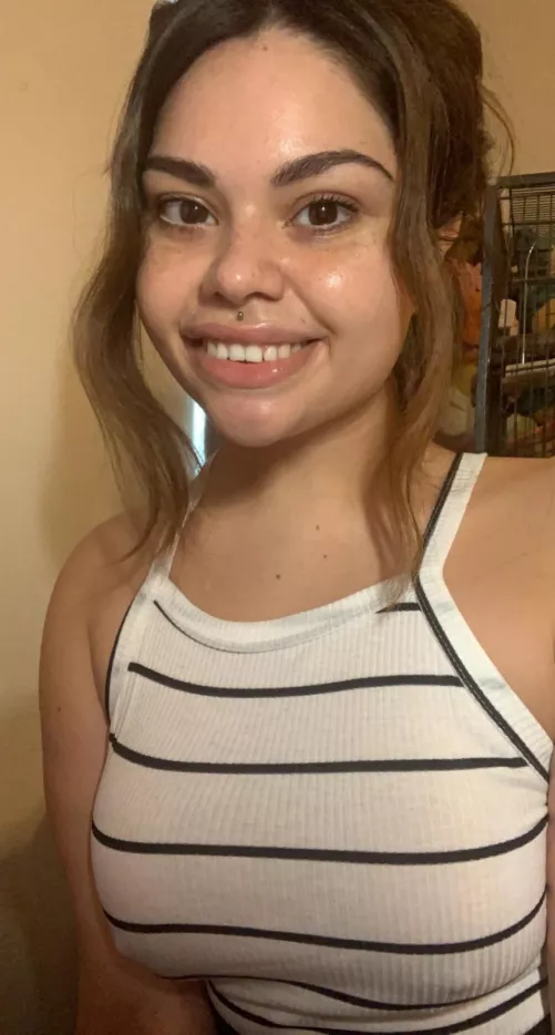 Makeup & bra free. My favorite state of being.