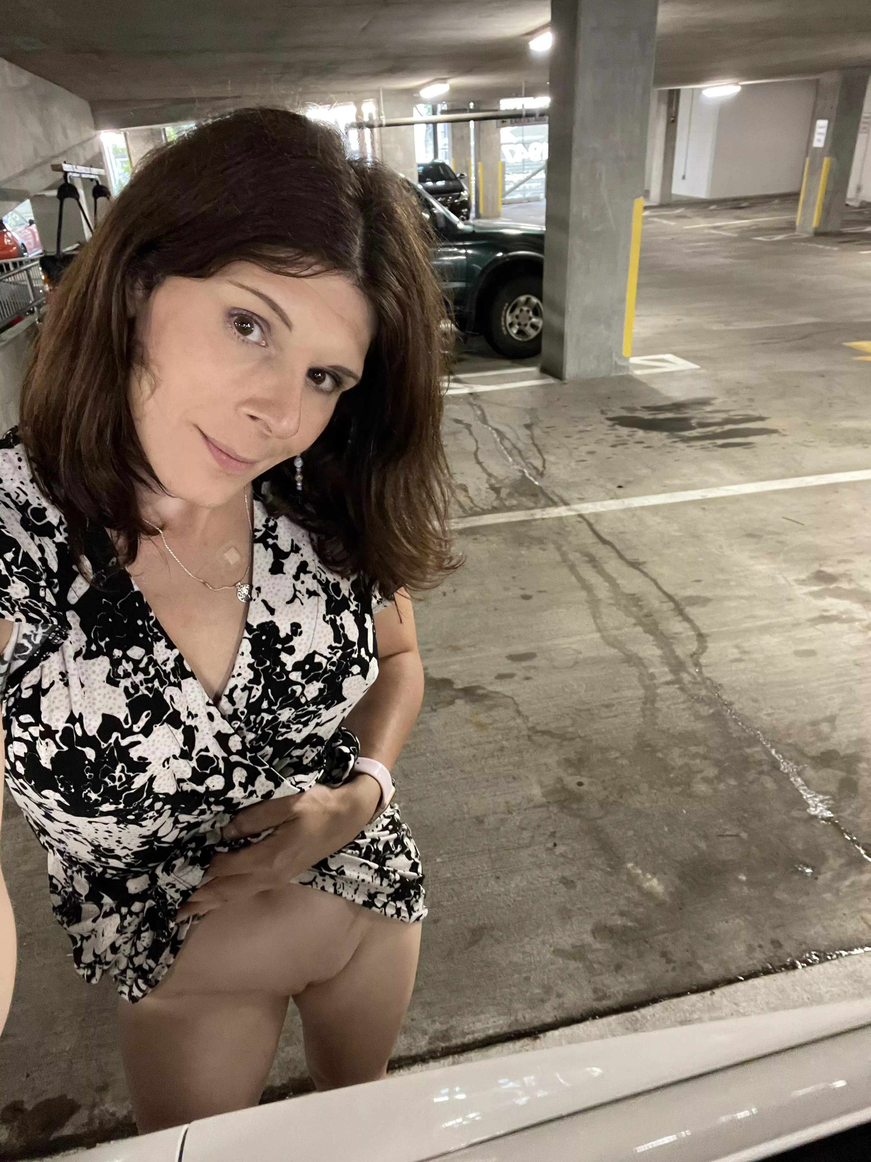 Making sure my goods stay constantly available (39F) Making sure my goods stay constantly available (39F)