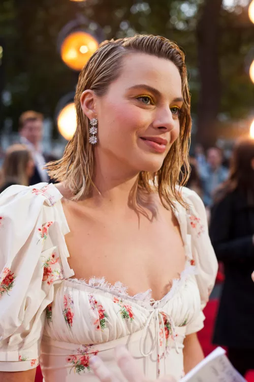 Margot Robbie