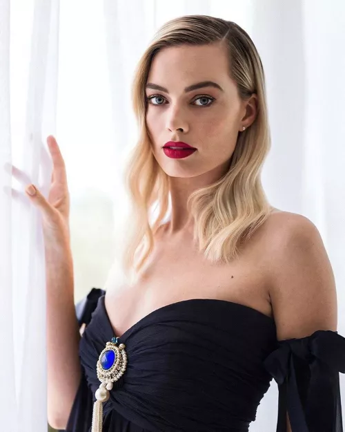 Margot Robbie