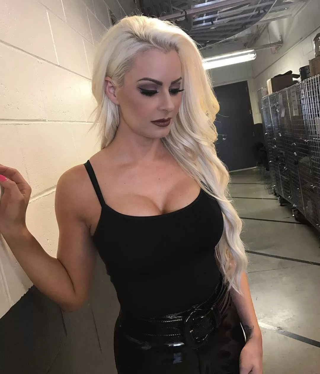 Maryse and her large French tits