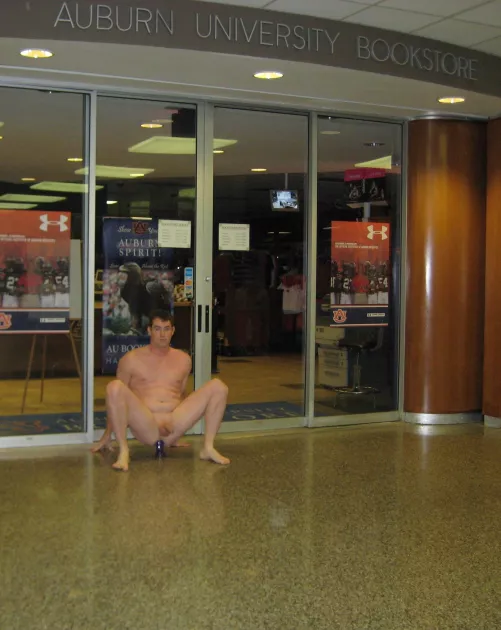 Masturbating in public on campus at Auburn University with a dildo in my ass while being recorded on security cameras, I would β€οΈ for friends, family and people I know to see me naked and masturbating. Please comment, save and share my photos all ove
