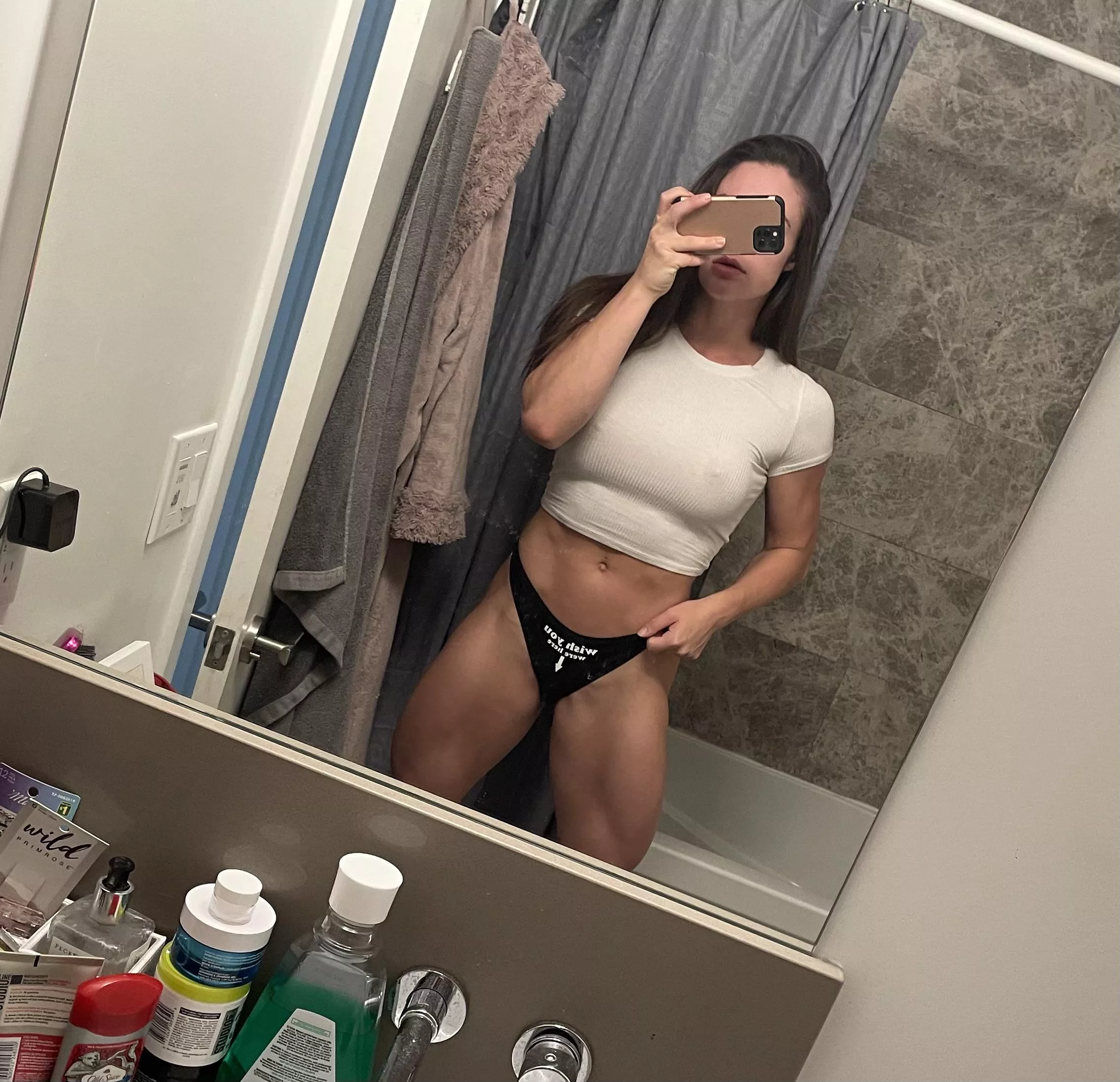 Maybe I’ll strip down for the next mirror selfie 😉