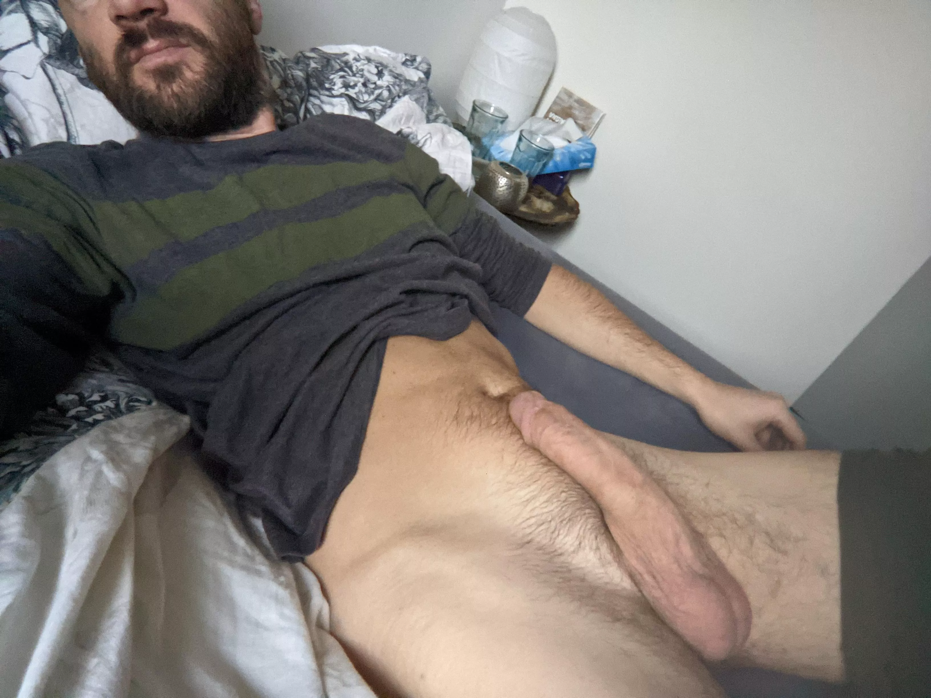 Me (39) waking up... Who would love to wake up next to me? Me (39) waking up... Who would love to wake up next to me?