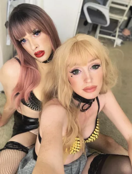 me and my beautiful gf β€οΈ