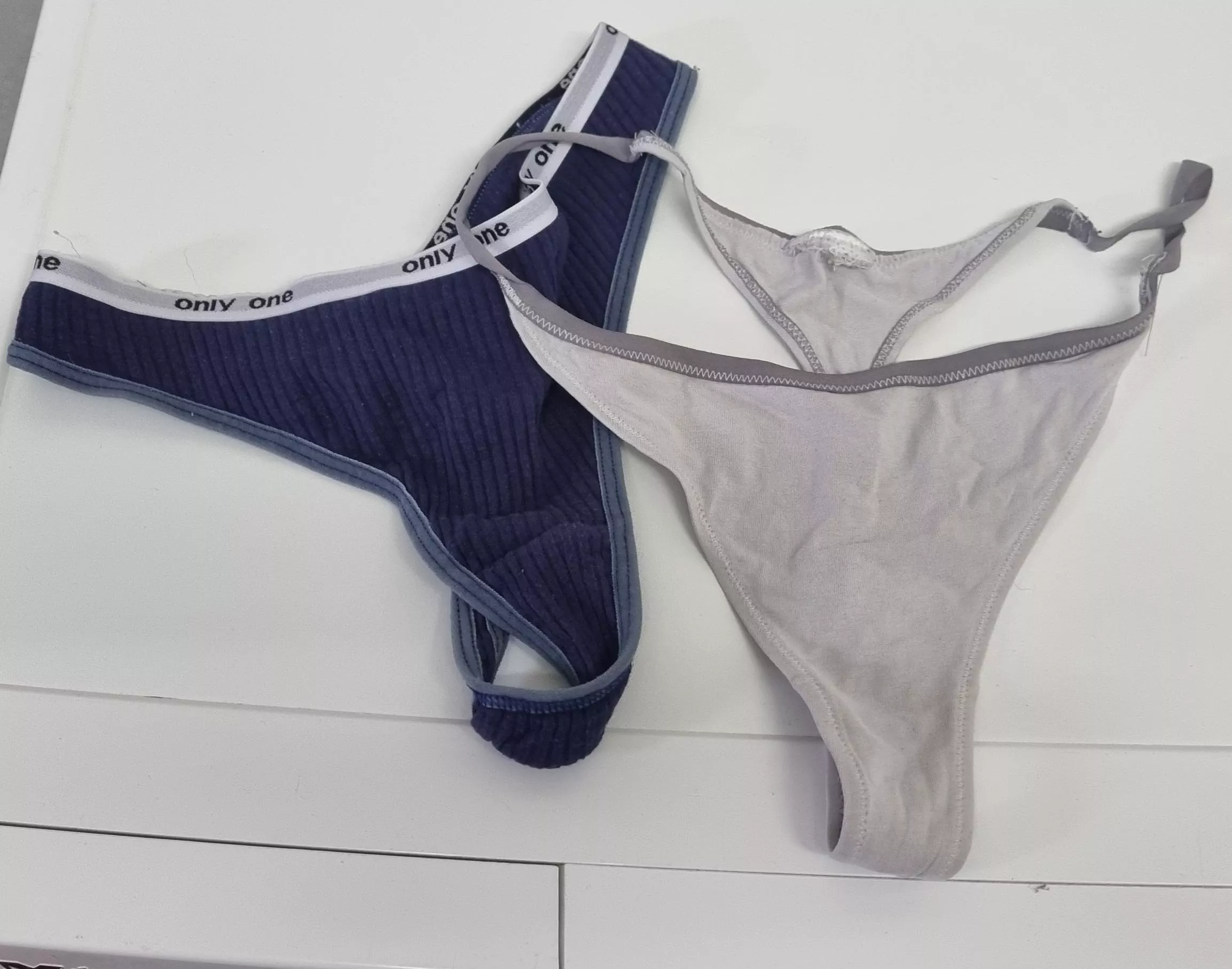 Me and my Girlfriend are Visiting her Sister and I found that in the Bathroom🔥