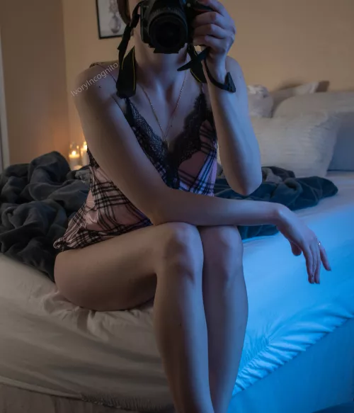 me in my cozy little space 🖤