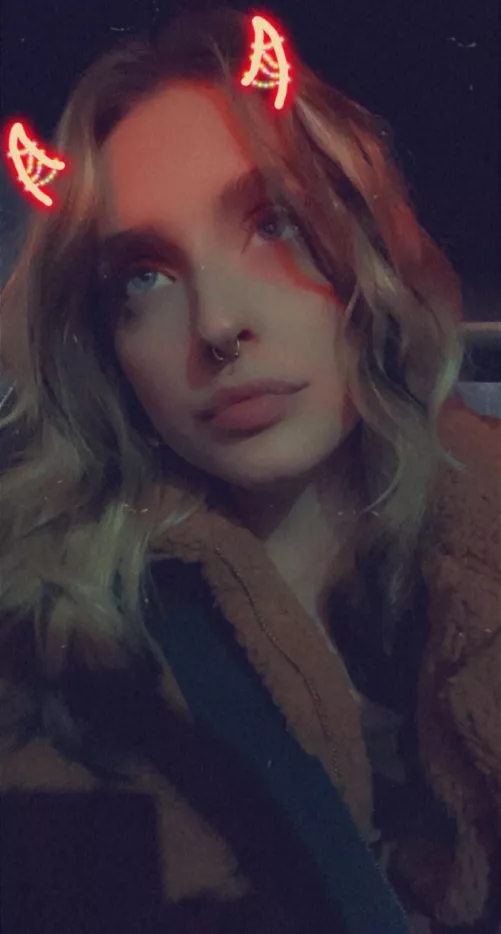 me thriving through the fake scenarios in my head 💫