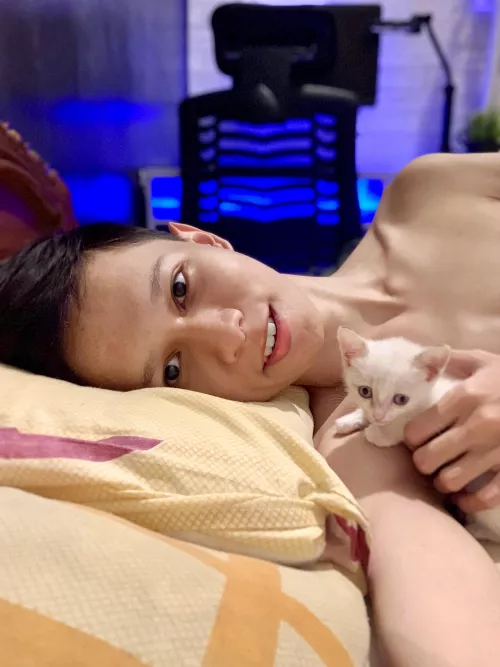 Meet my new kitten, Lexi š±
