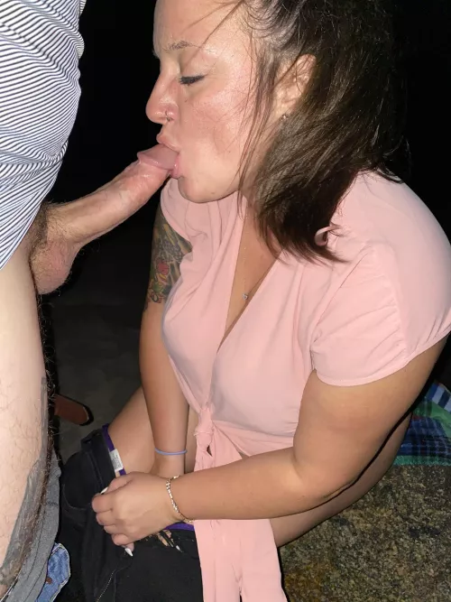 Meet this guy on the beach and he let me give him head🤤🤤😈😈