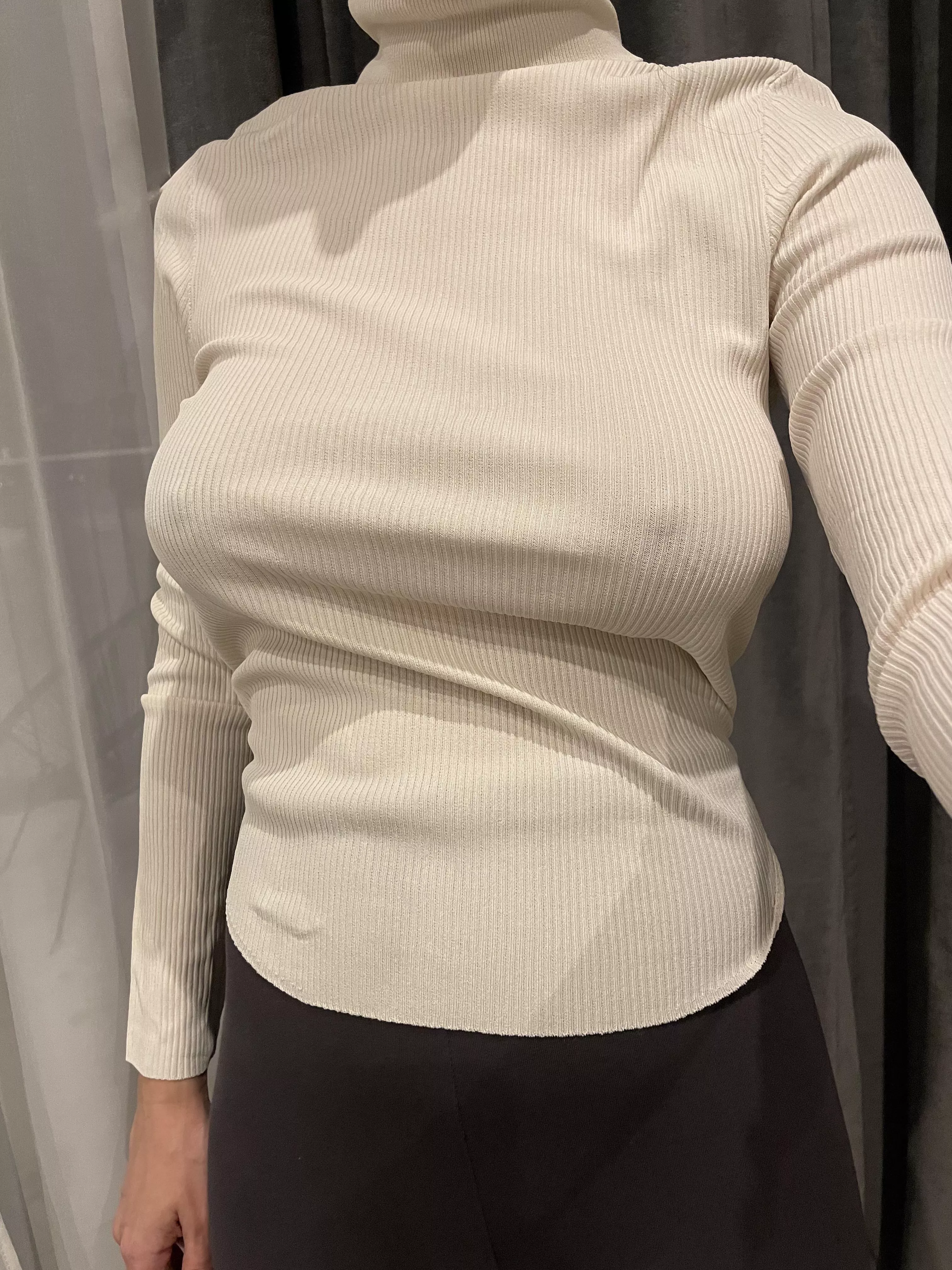 Merry braless Christmas 🎄🎄