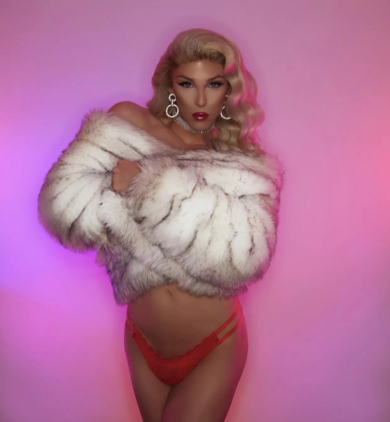 Merry Christimas Baby ❤️🎅🏻 What Would You Like To Find Underneath Your Christmas Tree ?🎄🎁