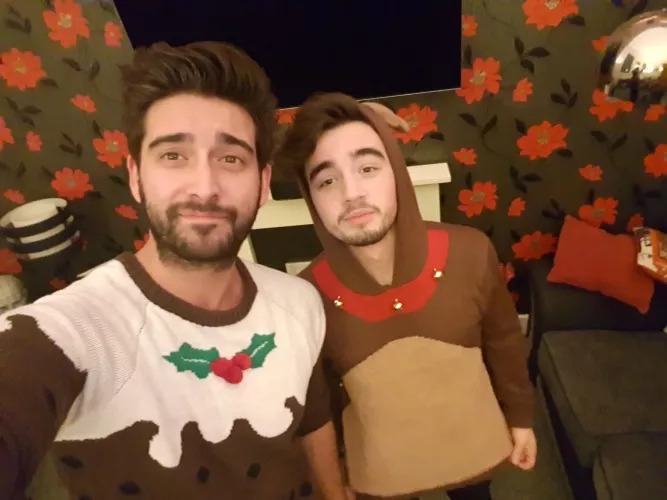 Merry Christmas all you beautiful lot. Love Raf & Kal xxx