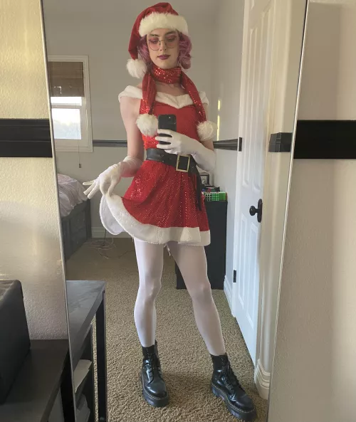 Merry Christmas and happy holidays y’all! 🎄❤️