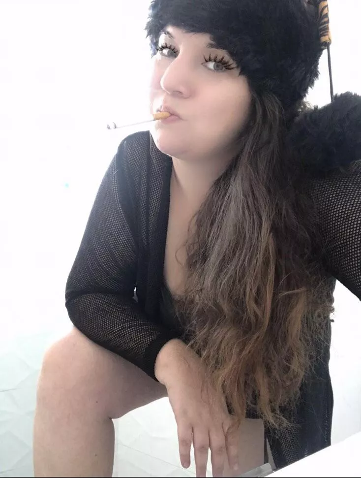 merry Christmas Ya filthy animals 😉 morning stogies are good for the soul 🥰