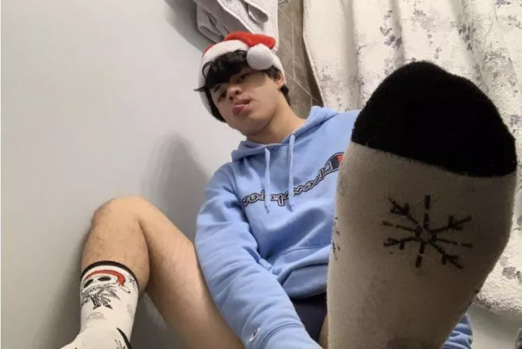 Merry Fucking Christmas🎄❤️ wanna take a deep sniff? 👃