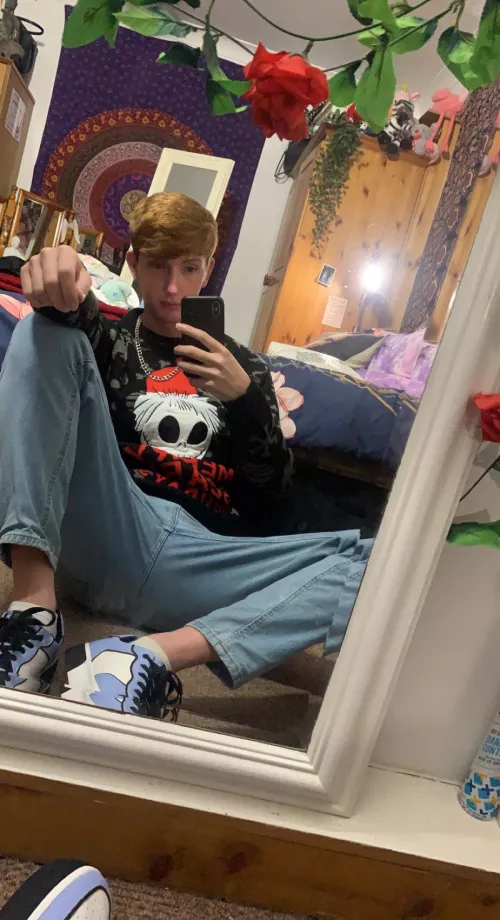 Merry Xmas guys, I got this Jack skellington top and I love it so much. Hope you all got what you wanted under the tree πβοΈ