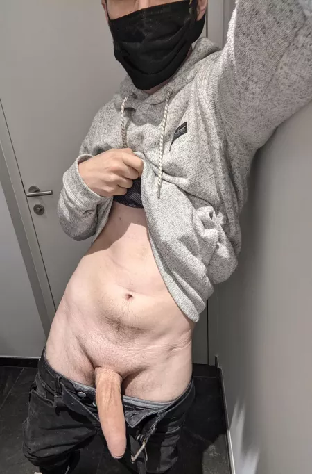 Messing around at work 😋