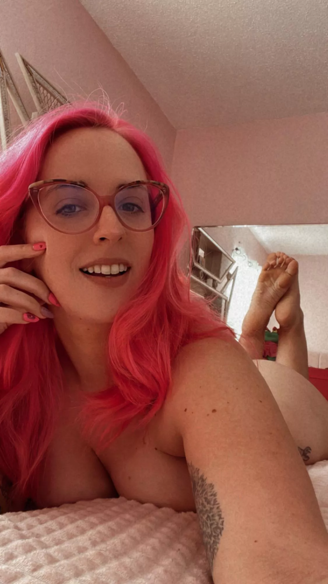 Messy hair don’t care 😝