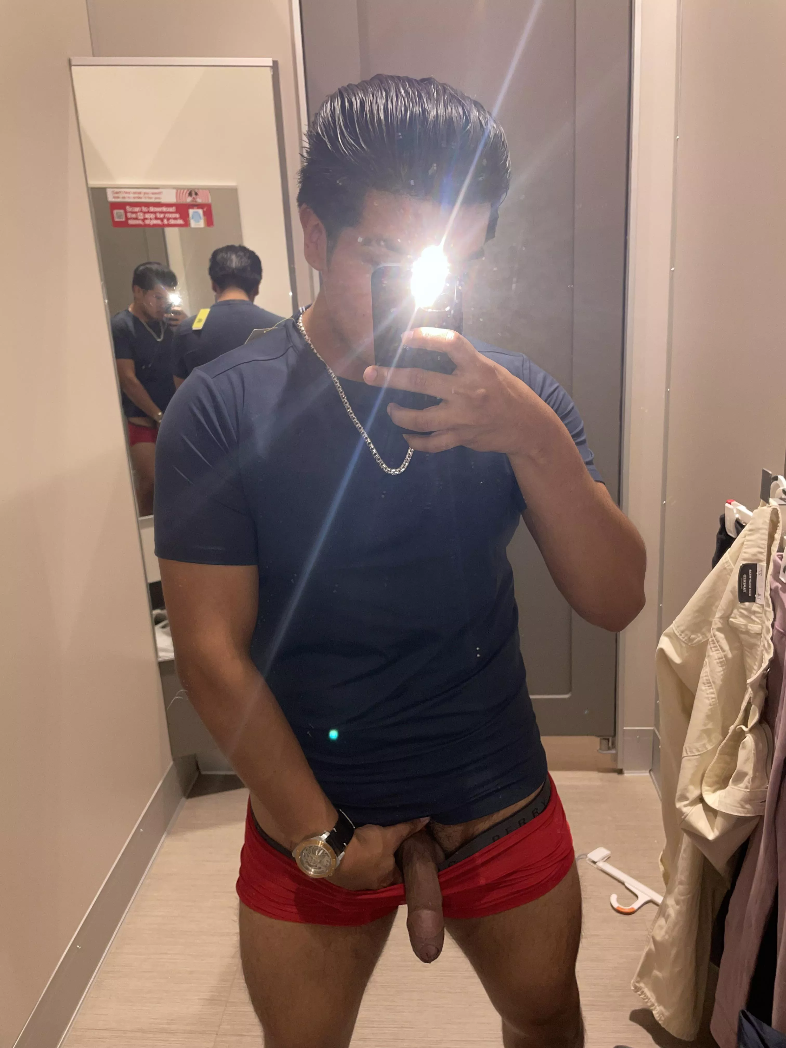 Mexican 25 target dressing room