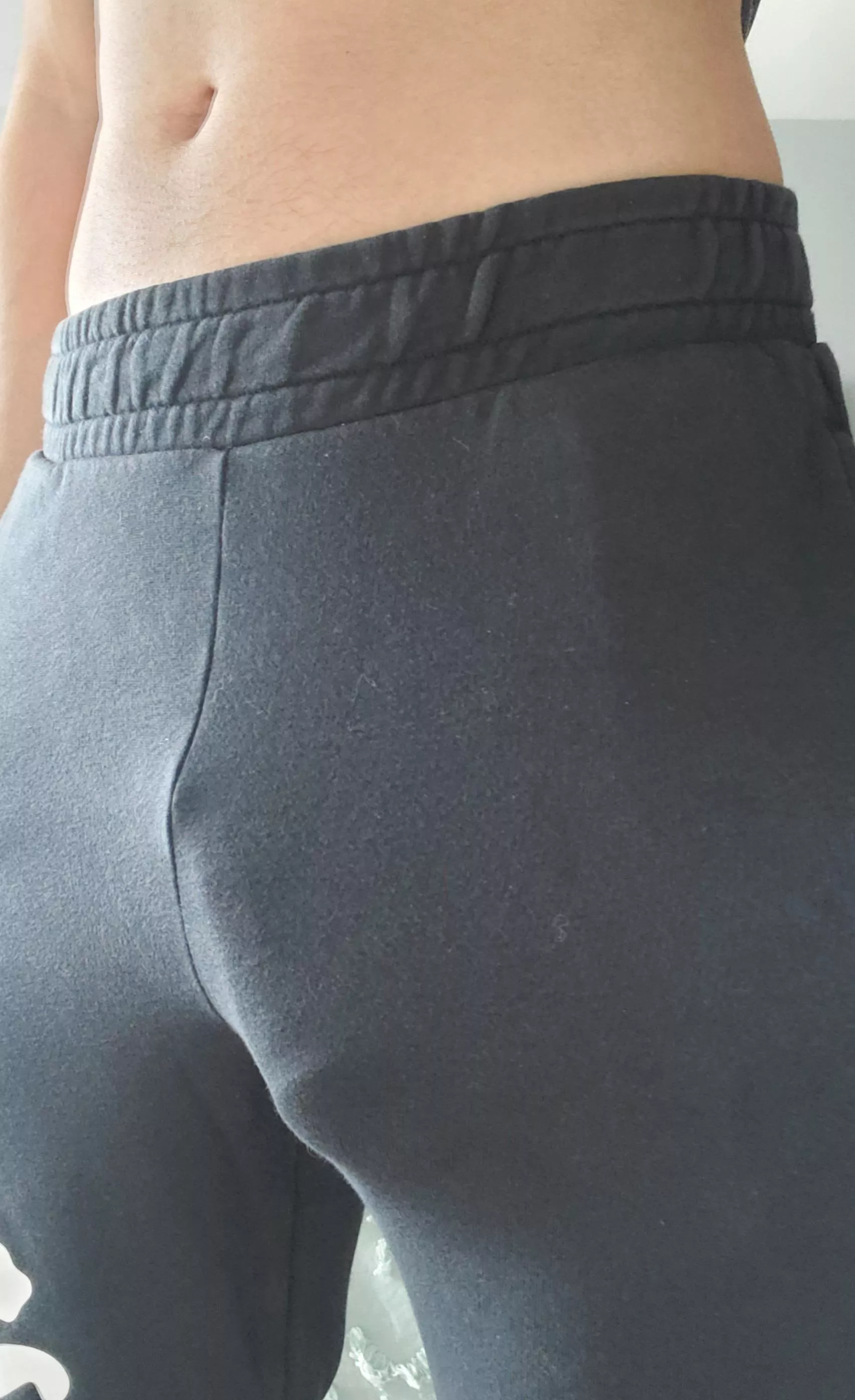 (M)ight need to put on some boxer briefs b4 going to the gym. What do you think? #NY #LongIsland