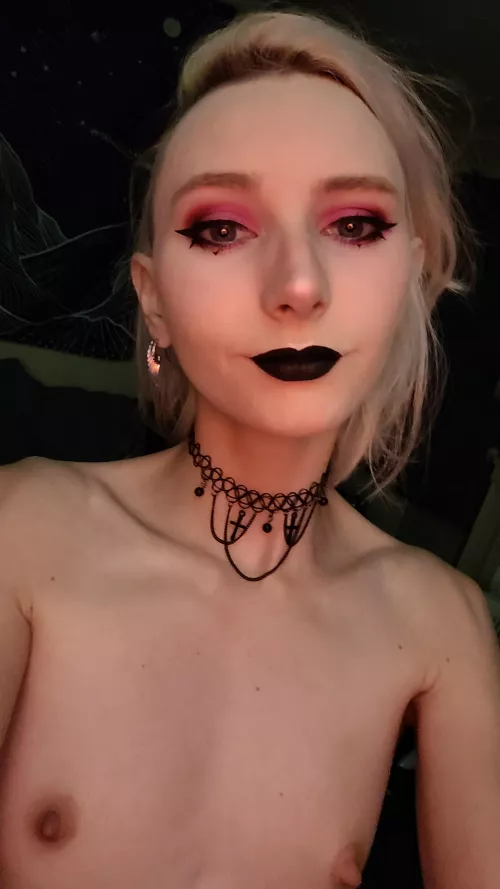 Might not be able to tiddy fuck, but you can still bust on my chest. 😅