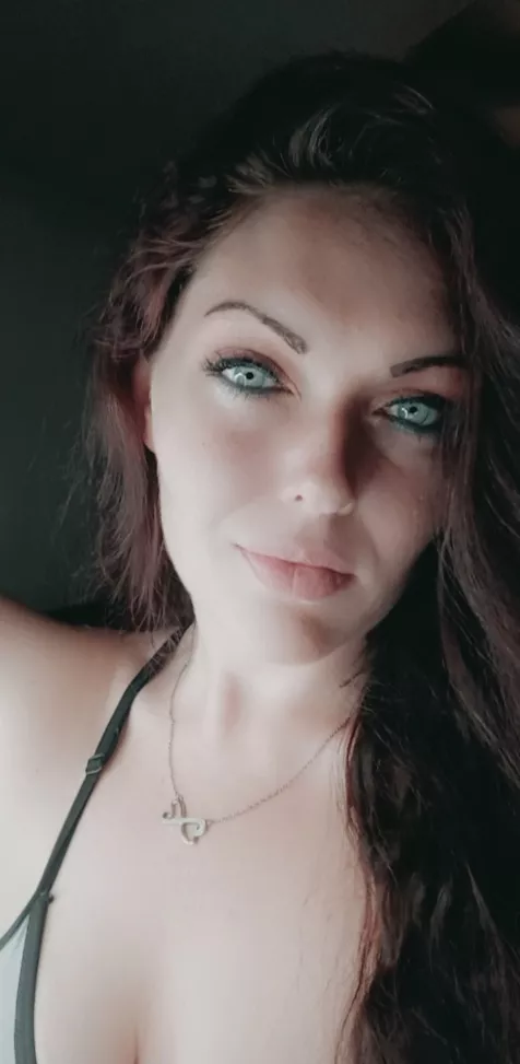 MILF of your dreams?